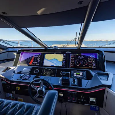 100 YACHT